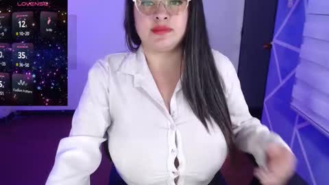 Miia online show from 11-12-25, 03:12