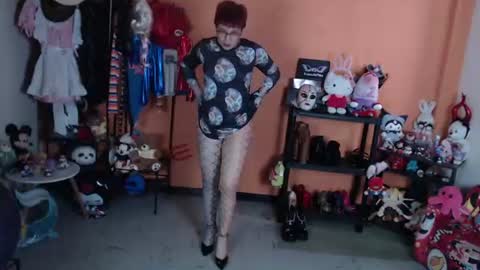 Miss Mia online show from 06-11-26, 05:55