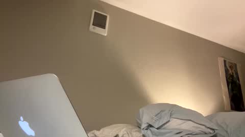 Snapshot of missmickeymay chatting on 11-02-25, 03:42 missmickeymay online show from 11-02-25, 03:42