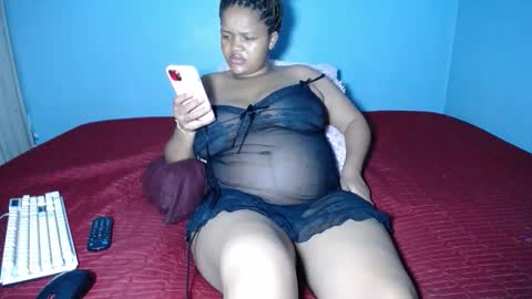 mimmi online show from 11-26-25, 05:14