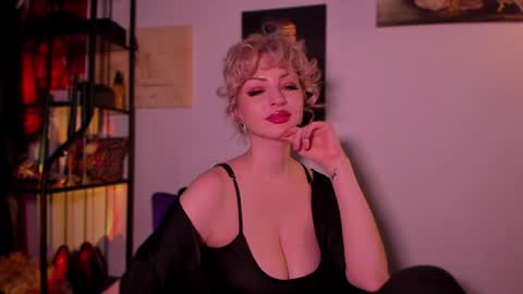 Snapshot of missmirandagd chatting on 02-03-25, 08:24   online show from 02-03-25, 08:24