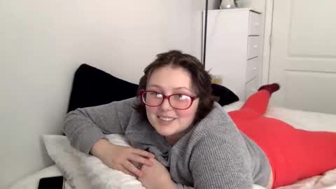 missmistressmal online show from 12-18-25, 06:03