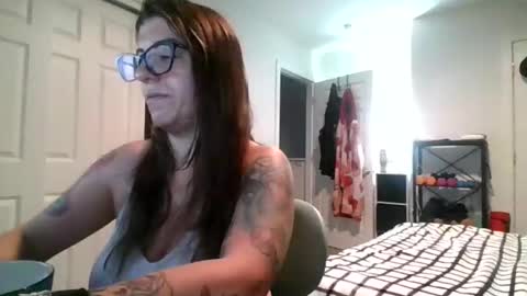 Snapshot of missmonatoyou chatting on 06-12-26, 09:52 MissMona online show from 06-12-26, 09:52