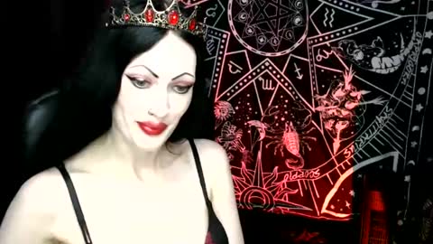 MissMoonDoll online show from 09-18-25, 04:14
