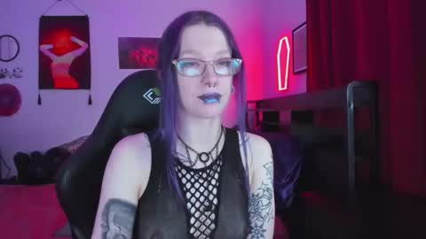 Mistress Nikki Vill online show from 02-11-26, 02:49