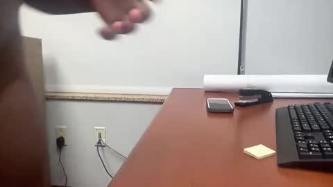 missofficekitty online show from 10-31-25, 07:09