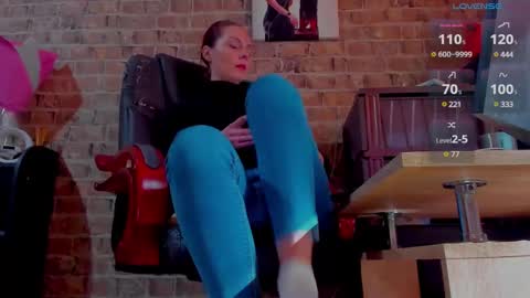 Miss Venus online show from 03-05-25, 10:22