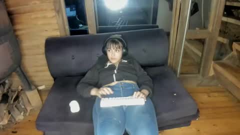 sarah online show from 02-23-25, 01:24