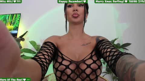 Snapshot of misspinkroom chatting on 12-15-24, 08:58 Renata online show from 12-15-24, 08:58