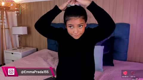 Snapshot of missprada chatting on 05-11-26, 02:45 Emma Prada online show from 05-11-26, 02:45