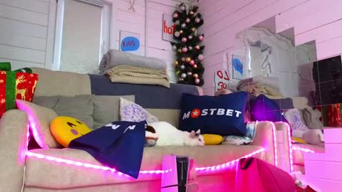 . online show from 12-16-24, 08:41