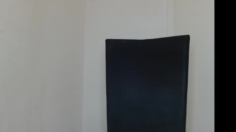 Snapshot of misssbella chatting on 02-05-25, 07:39 Onlyfans Misssbella online show from 02-05-25, 07:39