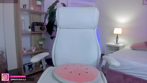 Sara Martinez online show from 03-12-26, 10:38