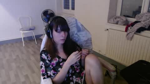 missthon online show from 01-02-25, 09:18