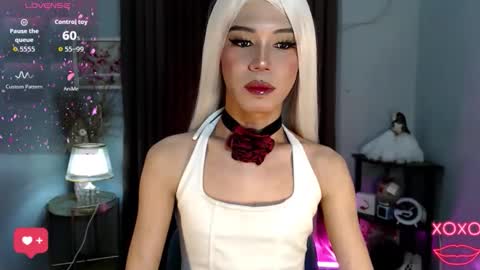 Snapshot of misstransstella69 chatting on 10-18-25, 07:42 Stella online show from 10-18-25, 07:42