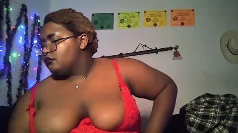 Misstrezzkristina online show from 01-07-25, 04:50