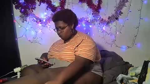 Misstrezzkristina online show from 01-12-25, 03:28