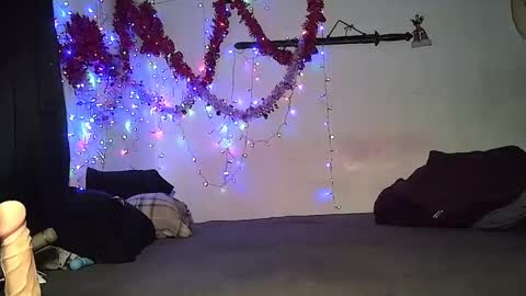 Misstrezzkristina online show from 01-25-25, 06:12