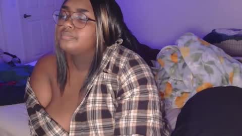 Misstrezzkristina online show from 10-20-25, 08:42