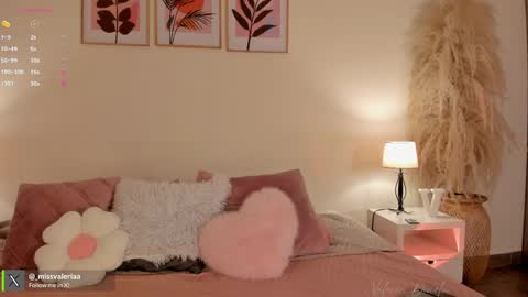 Snapshot of missvaleriaa chatting on 04-08-26, 01:55 Valeria Davila online show from 04-08-26, 01:55