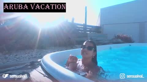 Snapshot of missvalery_1 chatting on 05-22-26, 09:31 OF online show from 05-22-26, 09:31