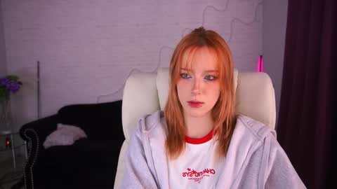 MissVelora online show from 10-23-25, 08:02