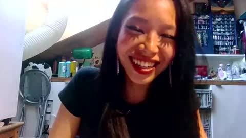 Miss Versatile online show from 05-26-26, 06:15