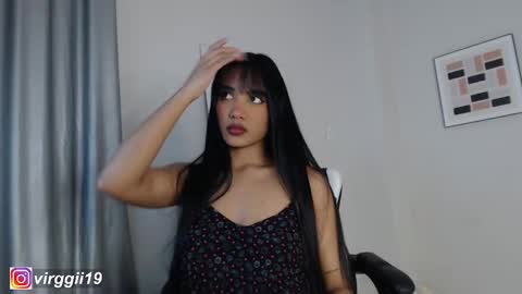 missvirggii online show from 09-25-25, 09:29