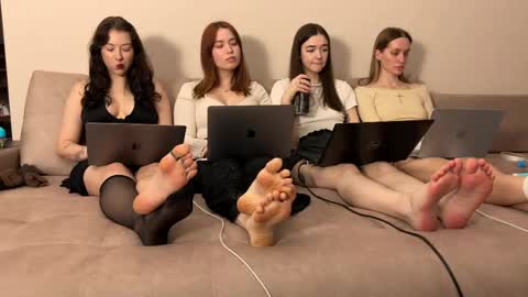 misswishh online show from 04-29-26, 07:31