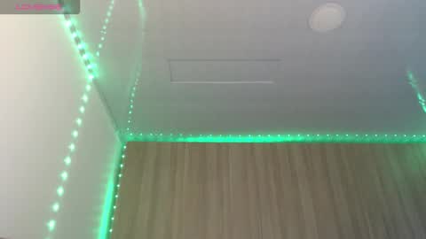 missy_kat87 online show from 10-07-25, 08:39