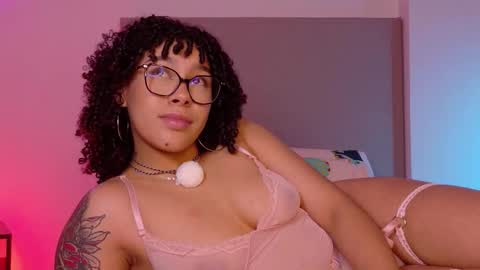 Snapshot of missygainer chatting on 10-25-25, 04:02 Missy Gainer online show from 10-25-25, 04:02