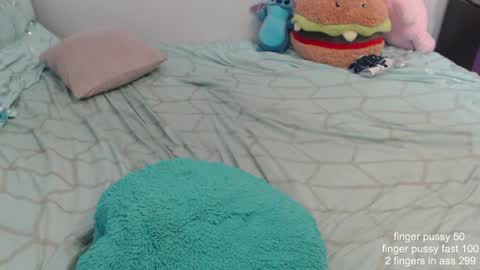 Snapshot of missyinpinkk chatting on 01-11-25, 04:06 Missy online show from 01-11-25, 04:06