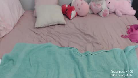 Snapshot of missyinpinkk chatting on 02-15-25, 06:12 Missy online show from 02-15-25, 06:12