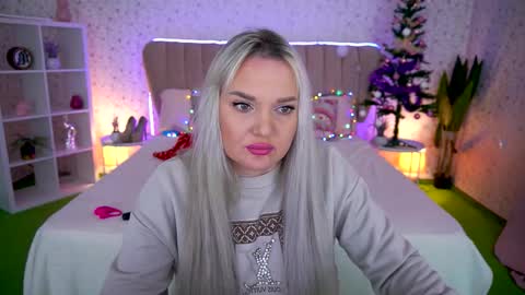 missyymarty online show from 12-18-25, 08:53