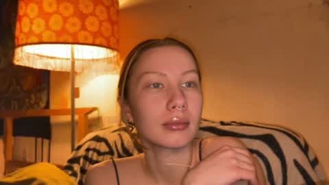 Zlata online show from 03-11-25, 03:34