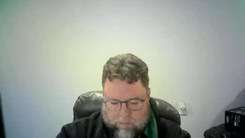 Mr. Happy online show from 11-22-25, 07:18