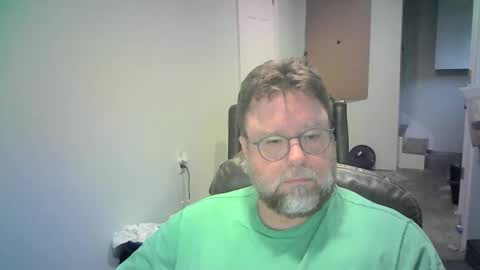 Mr. Happy online show from 03-01-26, 01:07