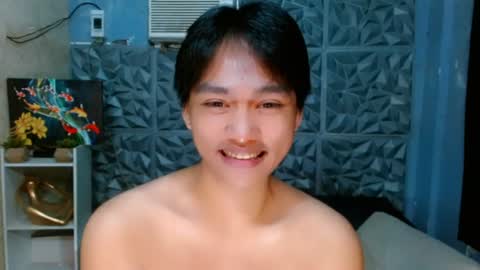 Snapshot of mister_officer chatting on 06-10-26, 02:01 SAINT SACHI will make your day online show from 06-10-26, 02:01