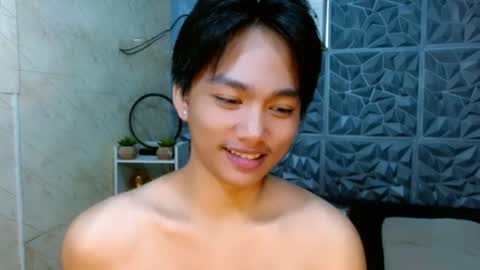 Snapshot of mister_officer chatting on 06-14-26, 01:36 SAINT SACHI will make your day online show from 06-14-26, 01:36