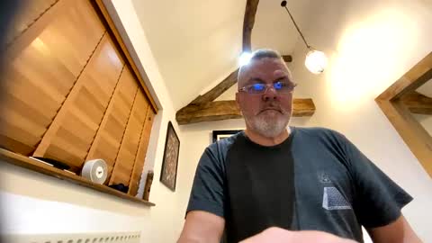 Misterblivs online show from 12-17-24, 09:07