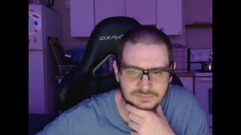Snapshot of misterheadphones chatting on 07-23-26, 01:58 MisterHeadphones online show from 07-23-26, 01:58
