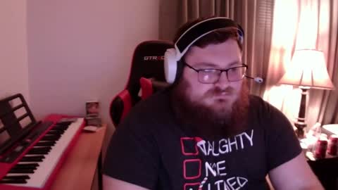 Snapshot of mistermac935 chatting on 12-24-24, 03:27 mistermac935 online show from 12-24-24, 03:27