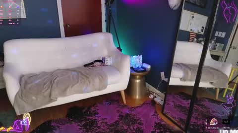 Snapshot of mistermikey24 chatting on 01-26-25, 09:51 Mikey Jerkoff online show from 01-26-25, 09:51