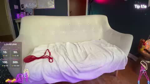 Snapshot of mistermikey24 chatting on 03-05-25, 01:17 Mikey Jerkoff online show from 03-05-25, 01:17