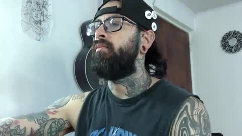 Snapshot of misternocturne chatting on 10-07-25, 03:09 misternocturne online show from 10-07-25, 03:09