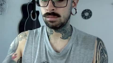 Snapshot of misternocturne chatting on 10-11-25, 03:21 misternocturne online show from 10-11-25, 03:21