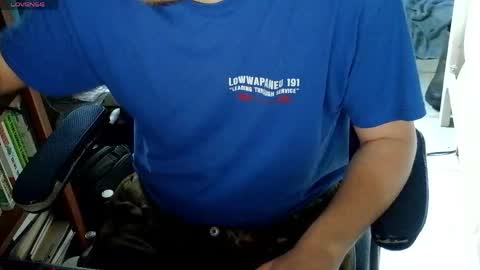 MisterRileyD online show from 05-07-26, 04:34