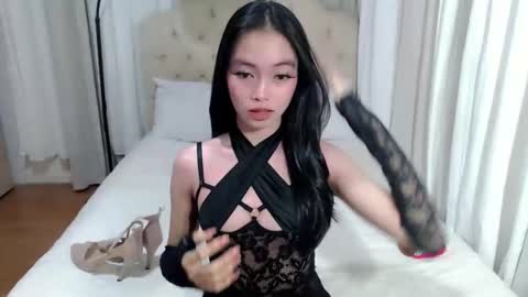 CRISHA  online show from 05-10-26, 09:31