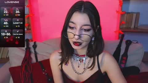 Snapshot of mistress__marcelline chatting on 10-09-25, 09:51 Marcelline online show from 10-09-25, 09:51