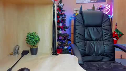 Mistress Kristi online show from 01-13-25, 06:38